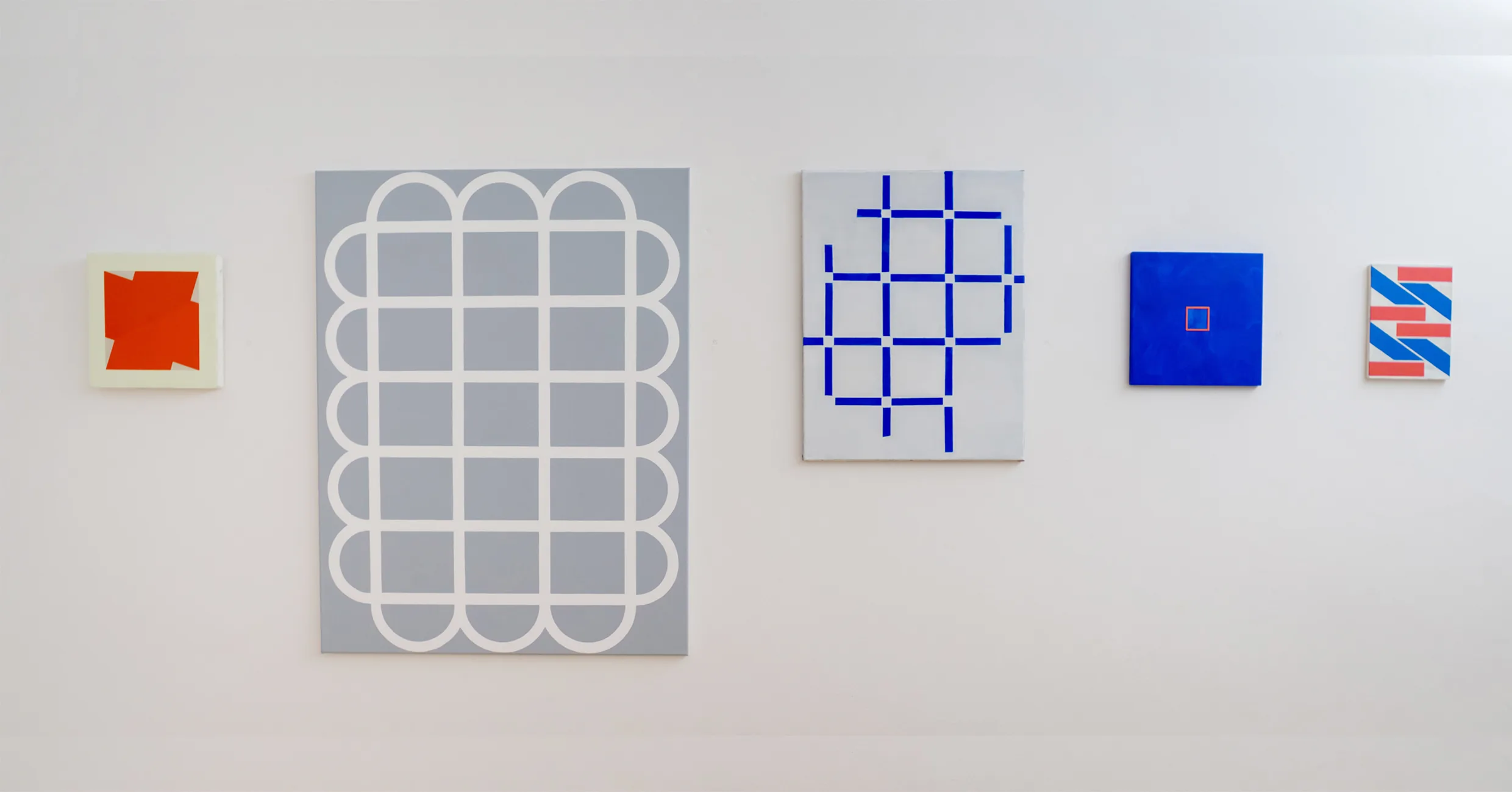 Ausstellungsansicht 1: the pattern reveals itself
