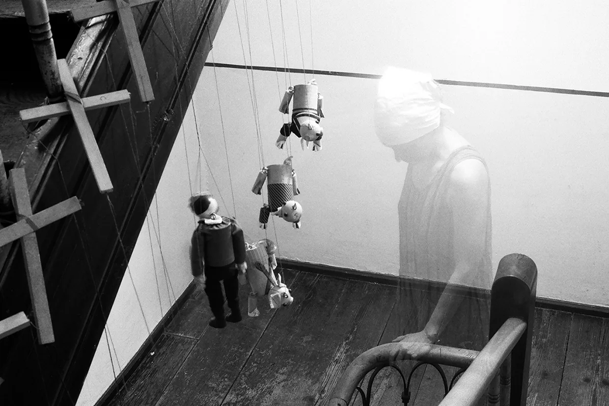 Ausstellungsansicht 2: Heather Sheehan, I shot myself in Augsburg