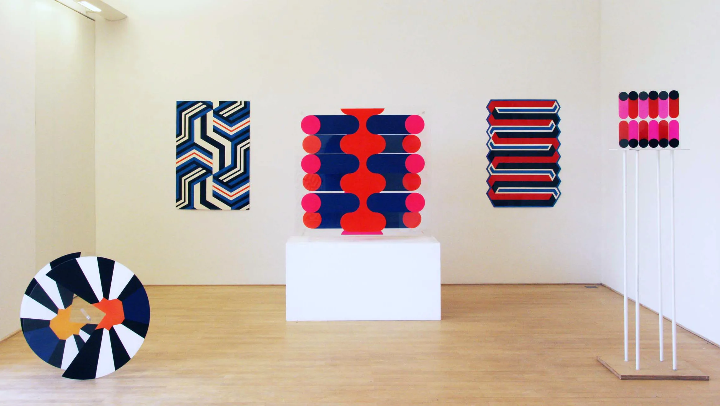 Ausstellungsansicht 2: Marie Luise Heller und Freunde